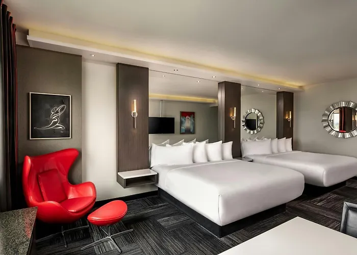 The Davenport Grand, Autograph Collection