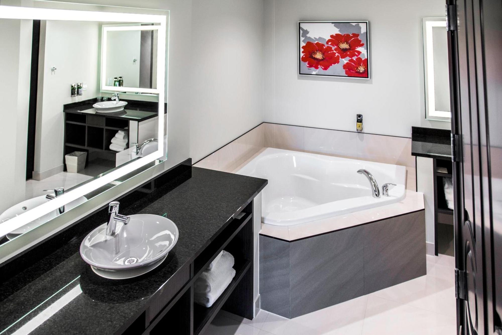 The Davenport Grand, Autograph Collection Hotel 4*